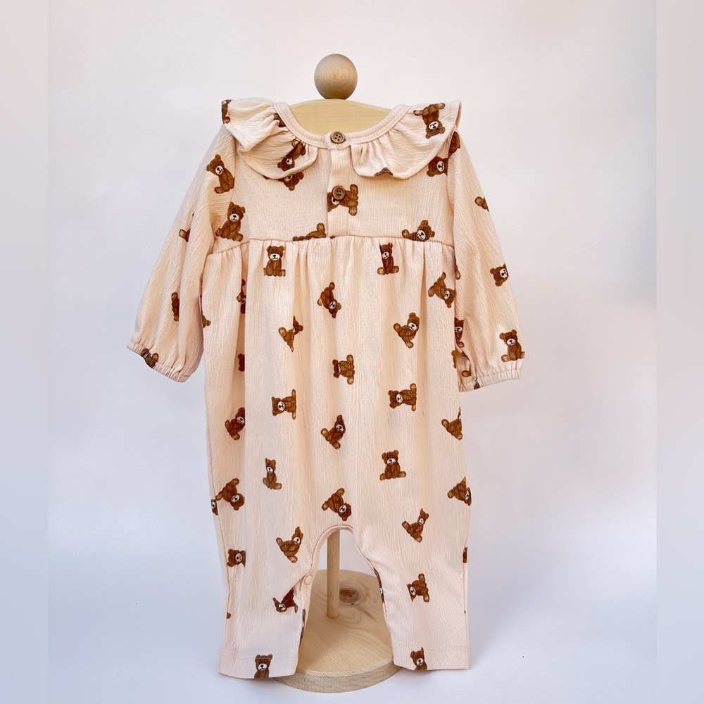 NWOT Teddy Bear Ruffled Collar Baby Girl Romper